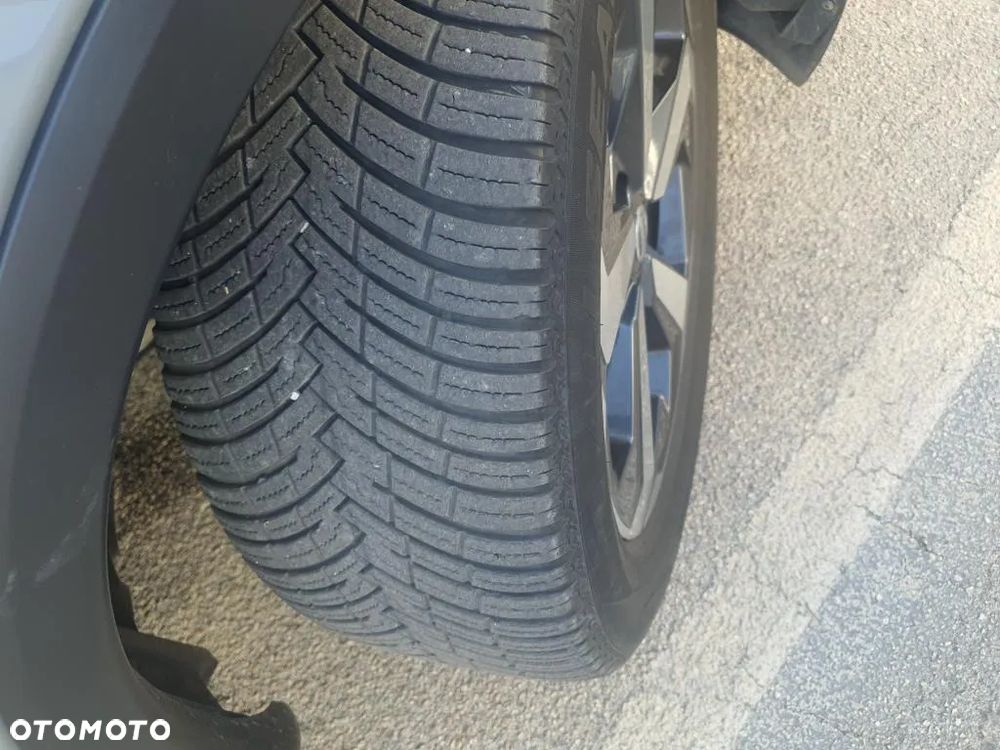 Nissan Qashqai 1.3 DIG-T mHEV 4x4 N-Connecta Xtronic - 10