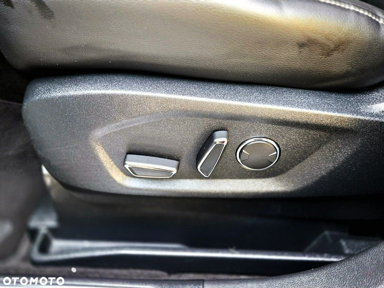 Ford S-Max - 25