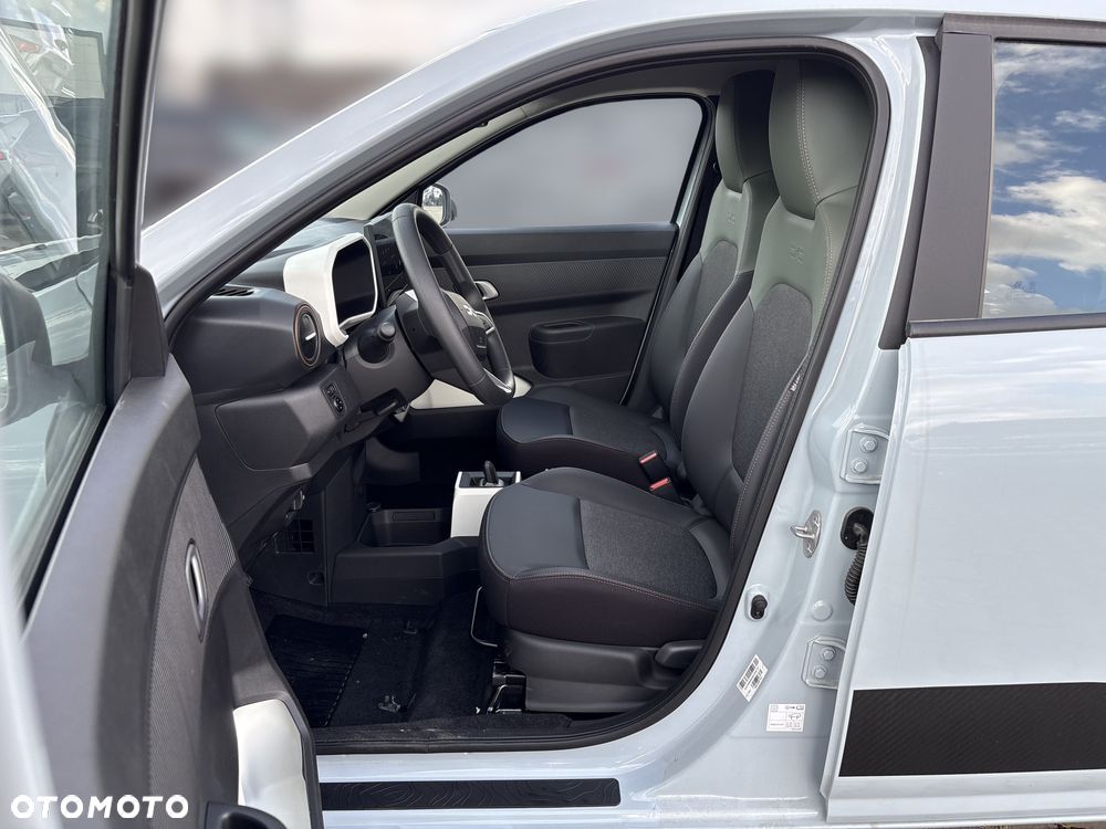 Dacia Spring Electric 24.3kWh 100 Extreme - 15