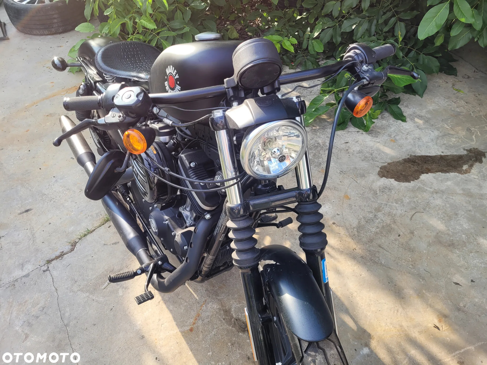 Harley-Davidson Sportster Iron 883 - 14
