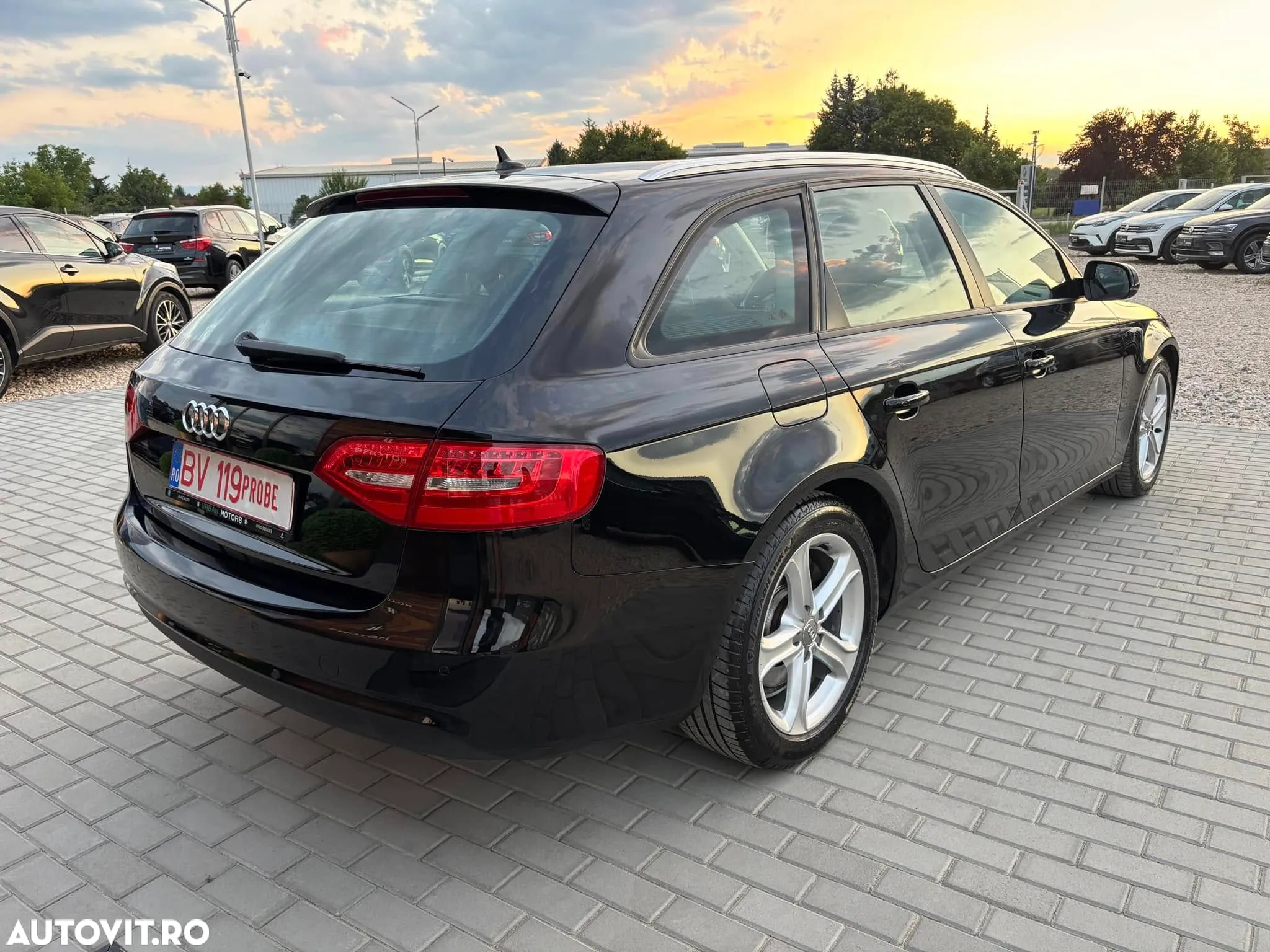 Audi A4 Avant 2.0 TDI DPF Ambition - 2
