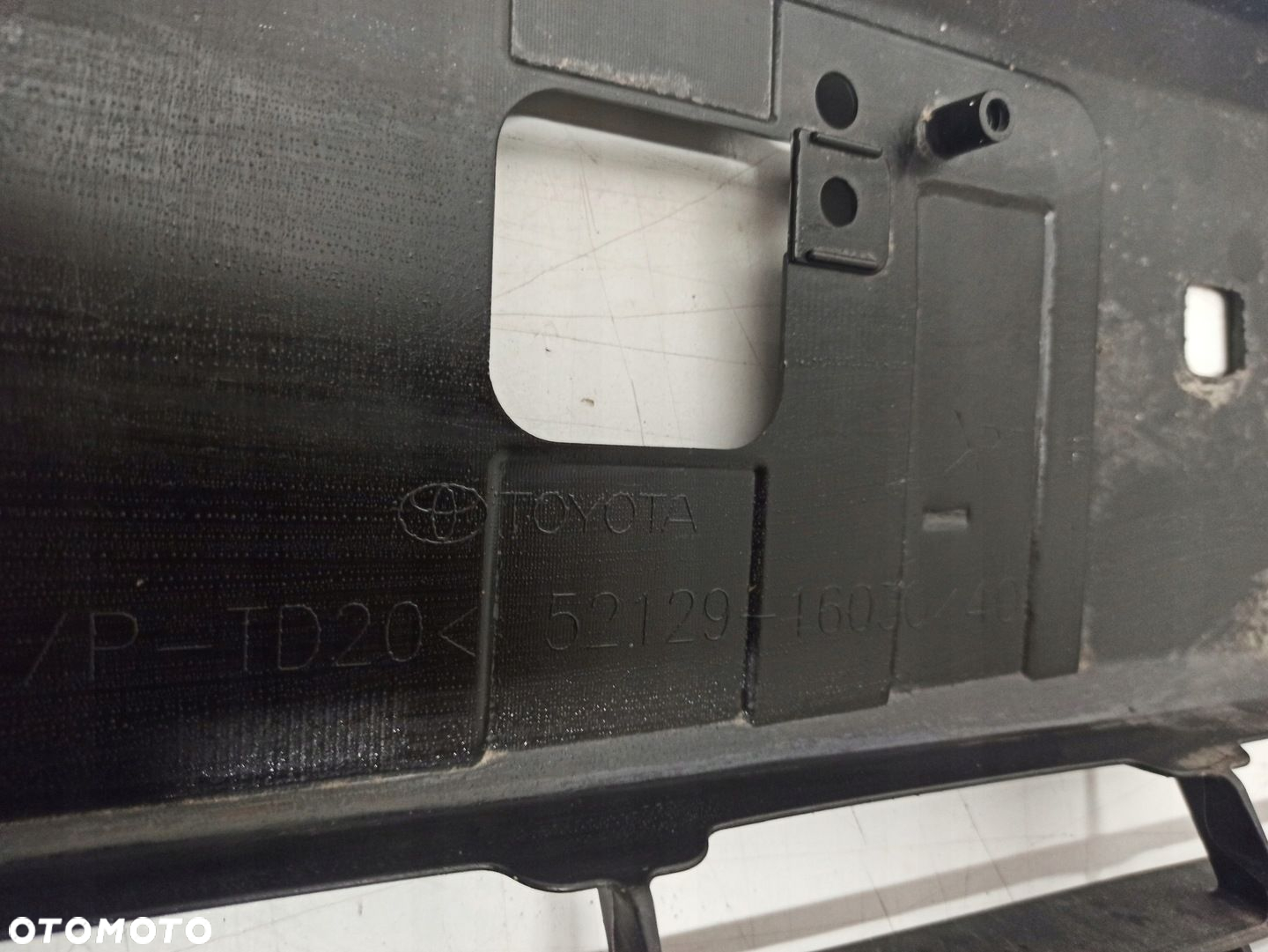 KRATKA ZDERZKA TOYOTA COROLLA CROSS 21 - 52129-16030 - 2