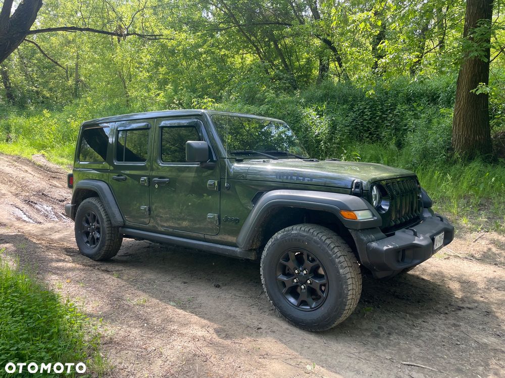 Jeep Wrangler - 4