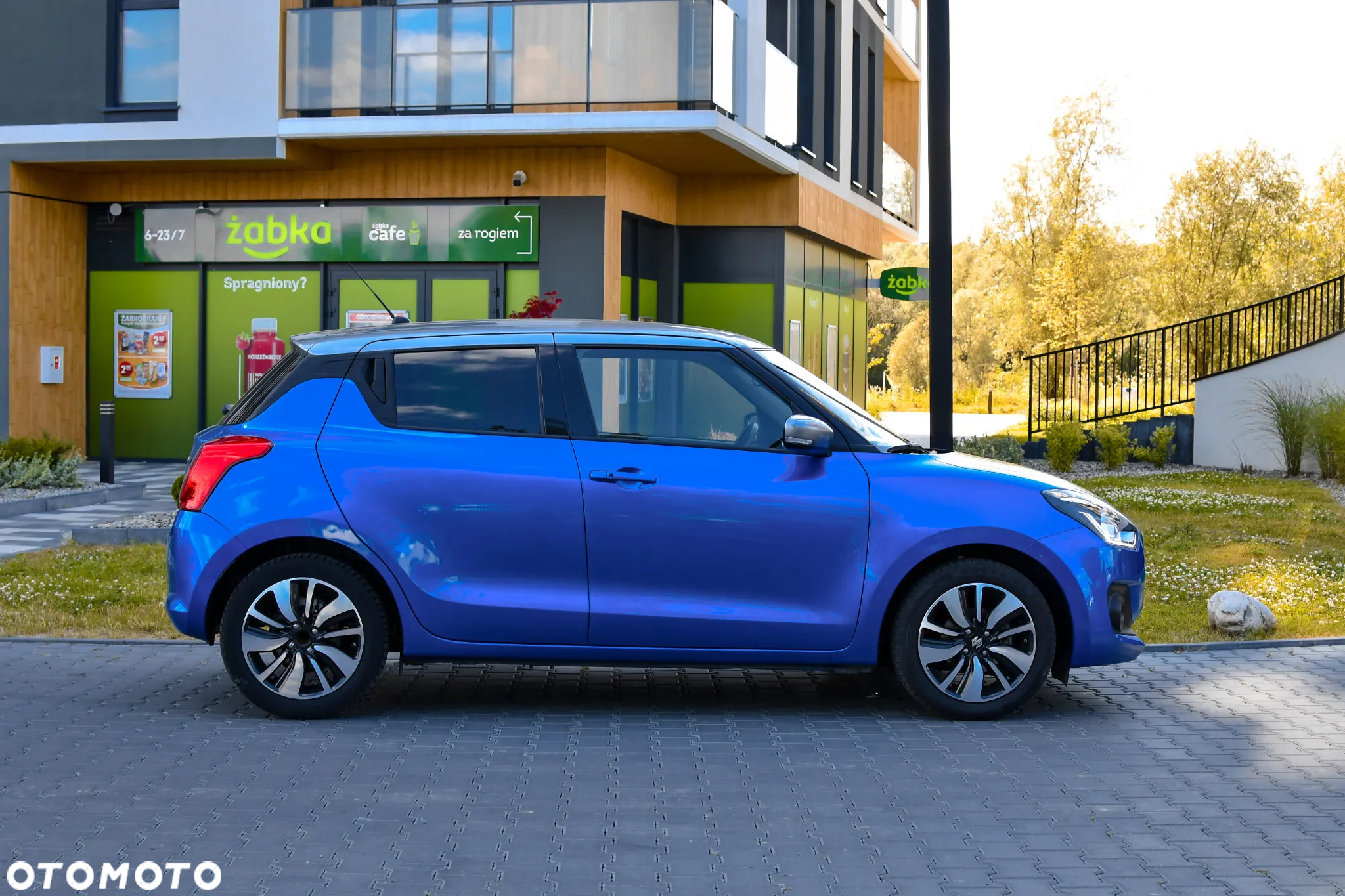 Suzuki Swift 1.2 SHVS Premium Plus - 6