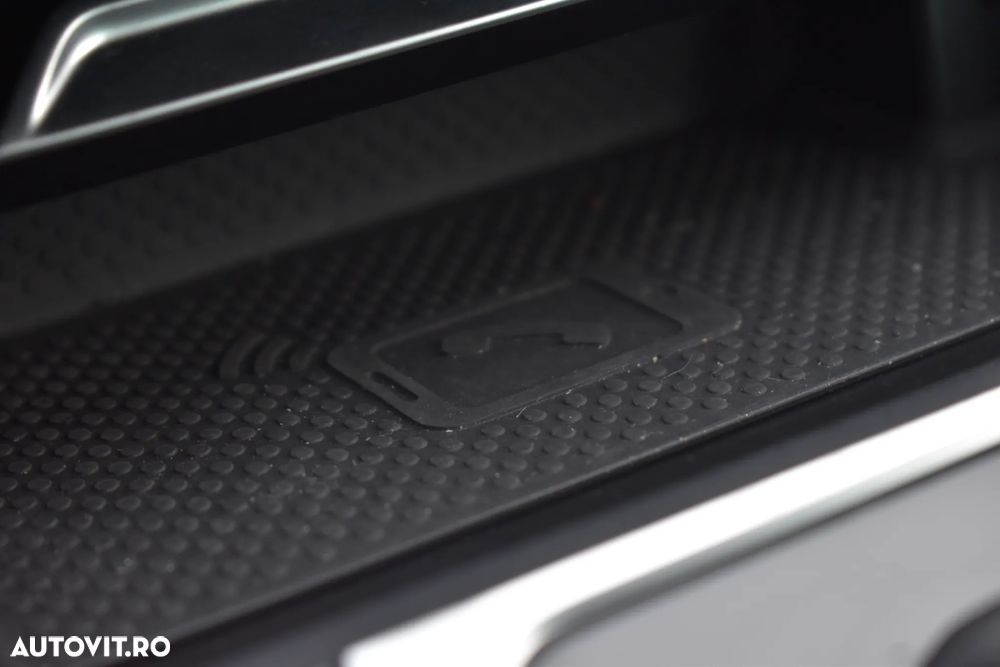 Volkswagen Passat 2.0 TDI DSG (BlueMotion Technology) Highline - 31