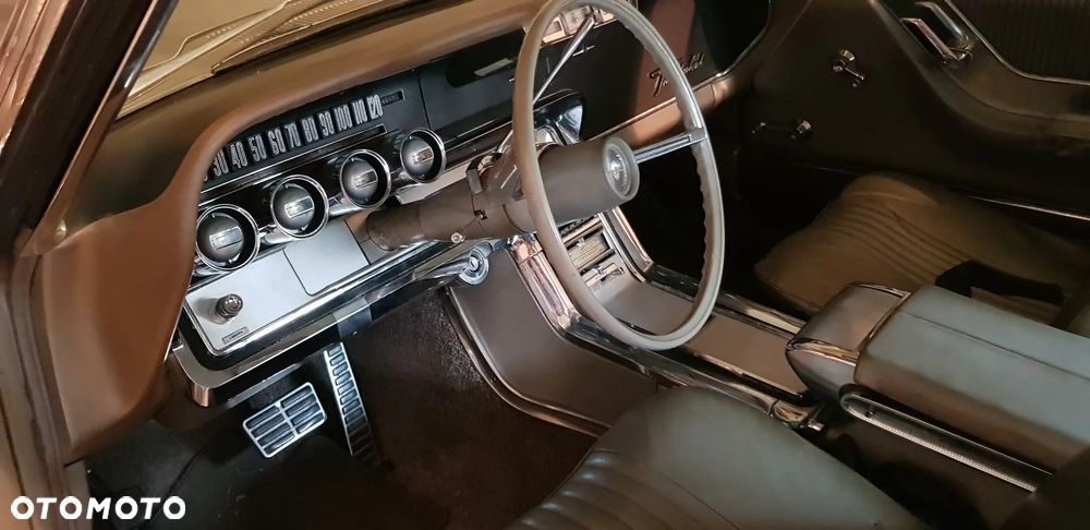 Ford Thunderbird - 7