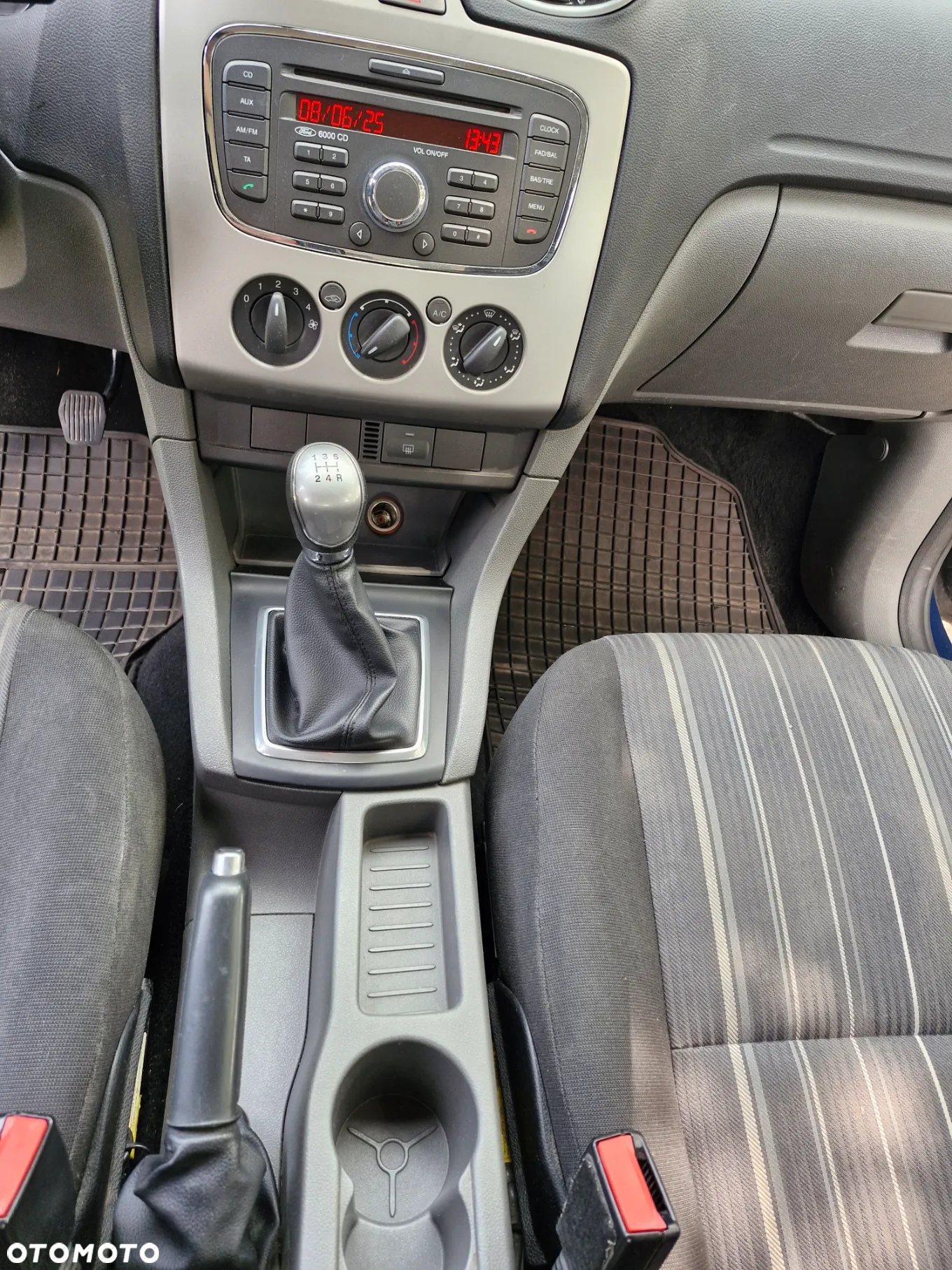 Ford Focus 1.6 TDCi Ambiente - 13