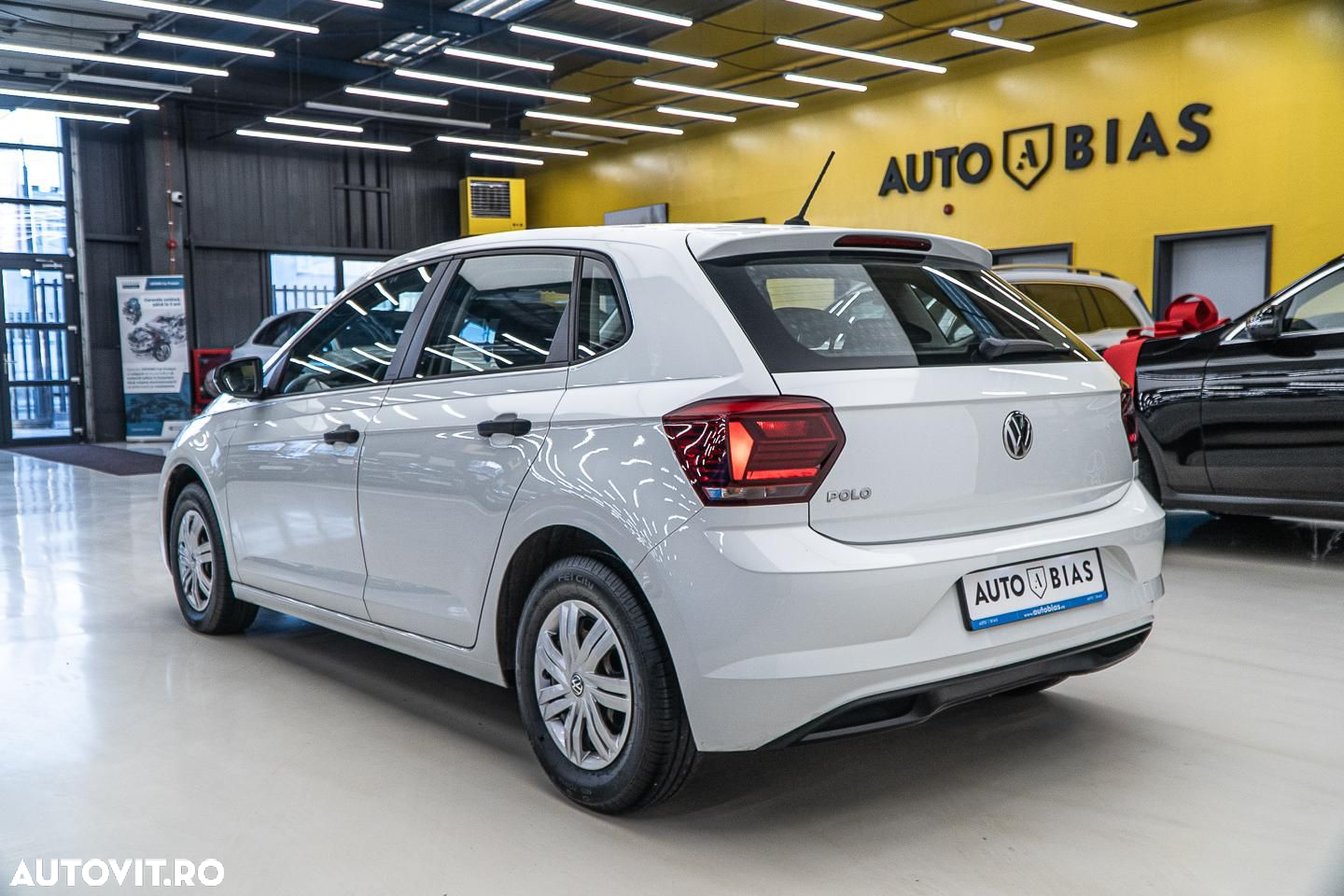 Volkswagen Polo 1.0 ACTIVE - 6