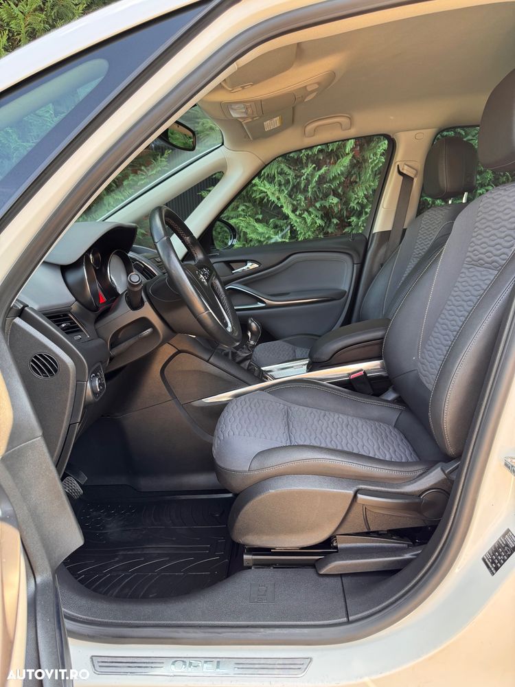 Opel Zafira 1.4 Start/Stop Cosmo - 7