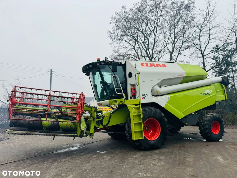 Claas TUCANO 430 APS - 2
