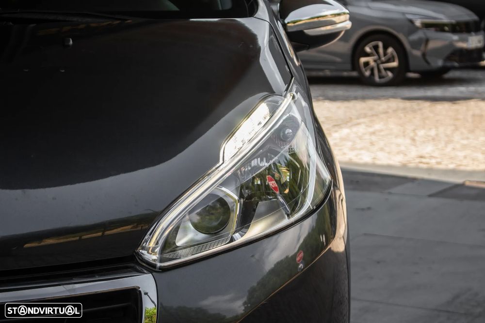 Peugeot 208 82 PureTech Style - 5