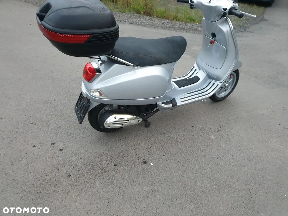 Vespa LX - 4