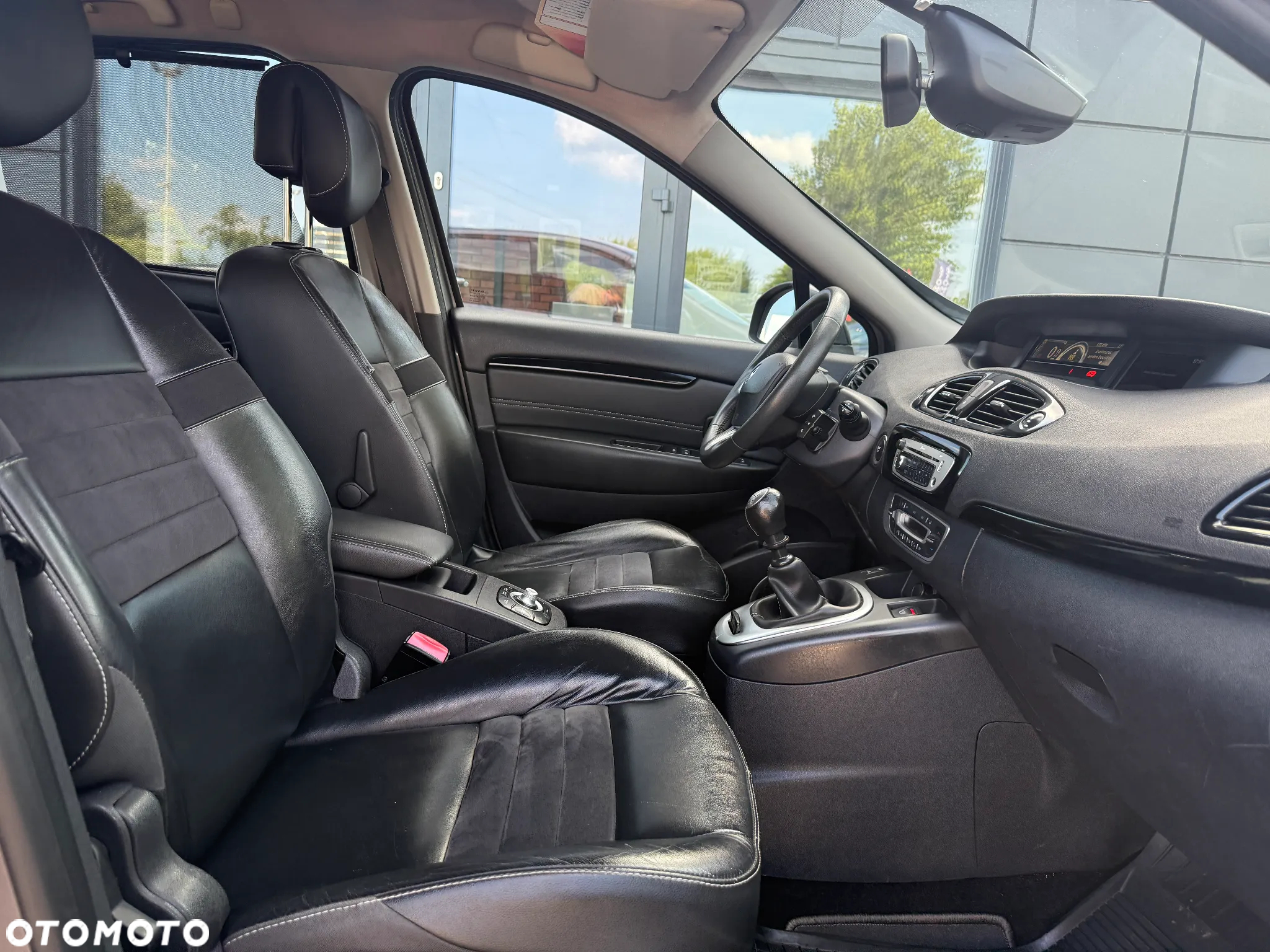 Renault Grand Scenic Gr 1.6 dCi Energy Bose Edition - 25