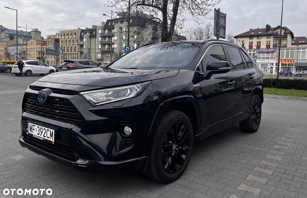 Toyota RAV4 - 1
