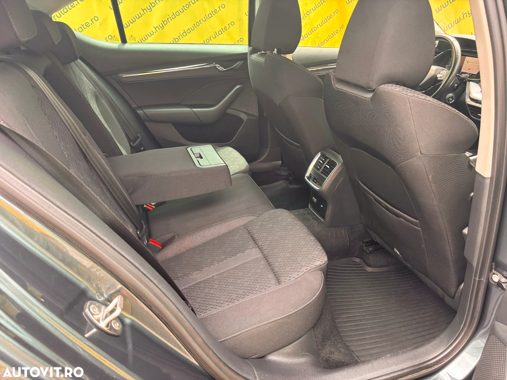 Skoda Octavia 2.0 TDI DSG Style - 38