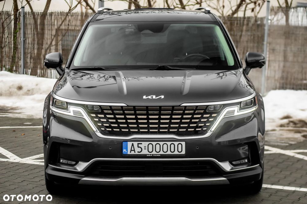 Kia Carnival - 5