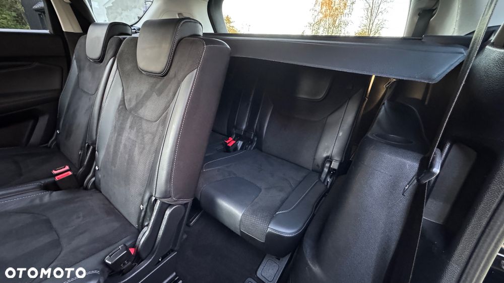 Ford S-Max - 10
