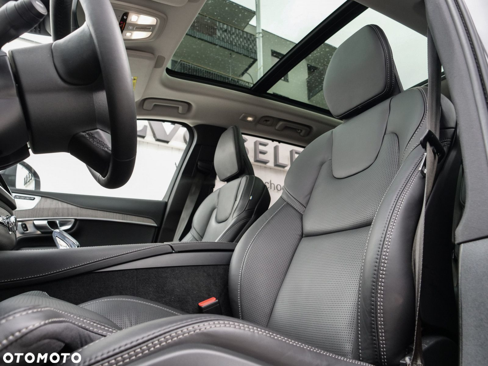 Volvo XC 90 - 12