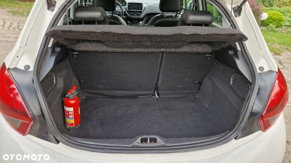 Peugeot 208 1.4 HDi Active - 8