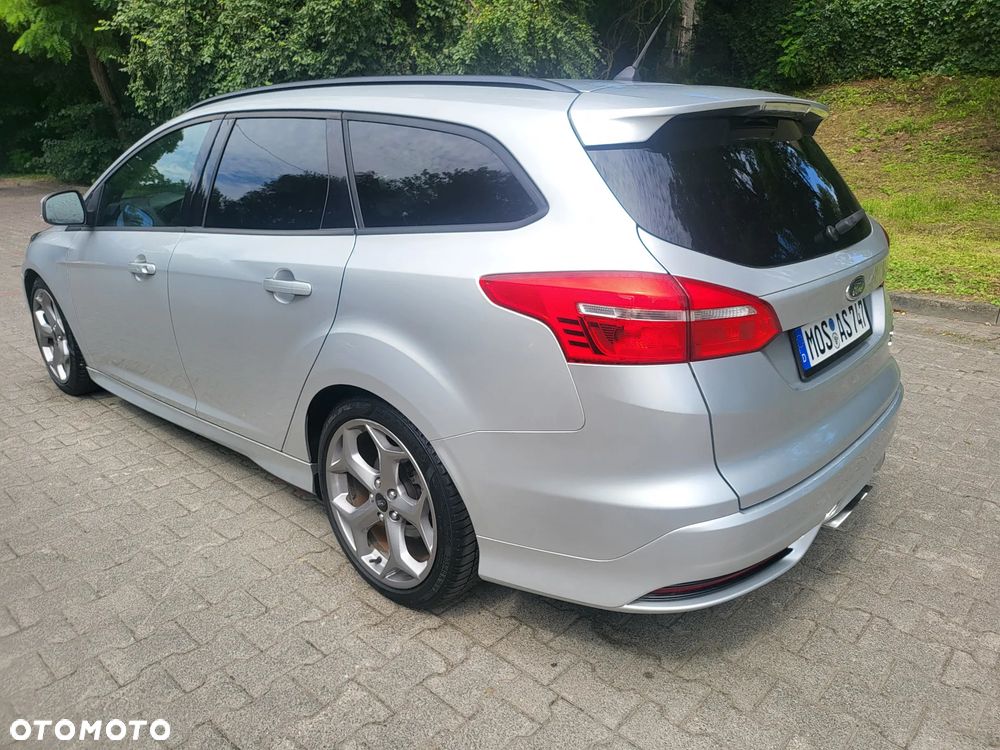 Ford Focus 2.0 TDCi ST-2 - 3