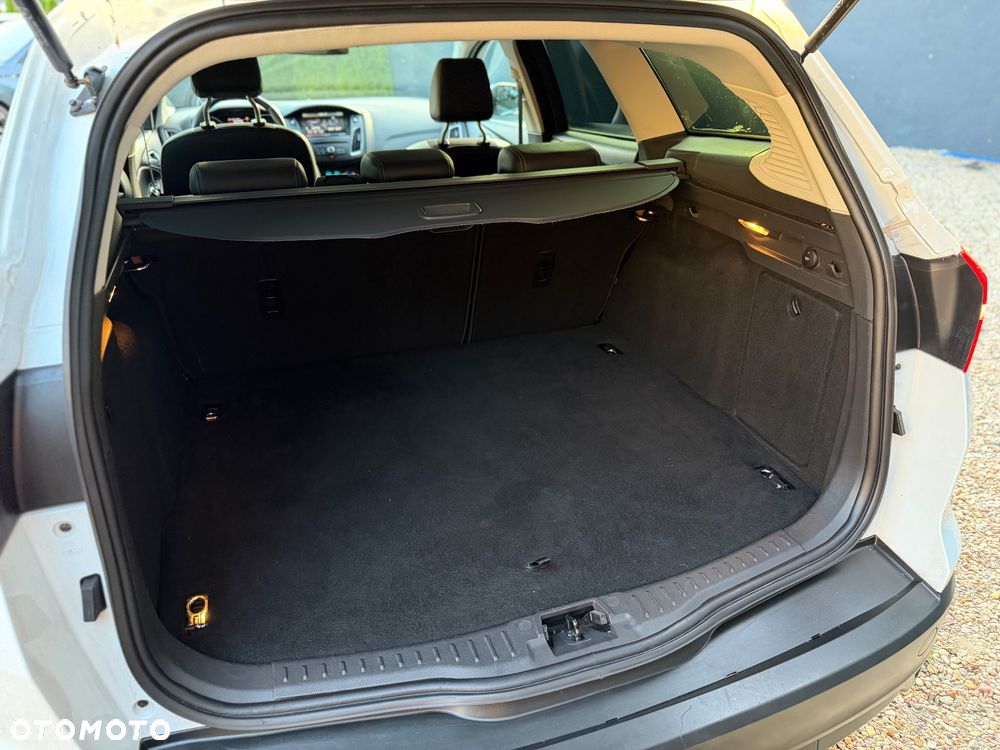 Ford Focus 1.0 EcoBoost STart-Stopp-System TITANIUM - 32