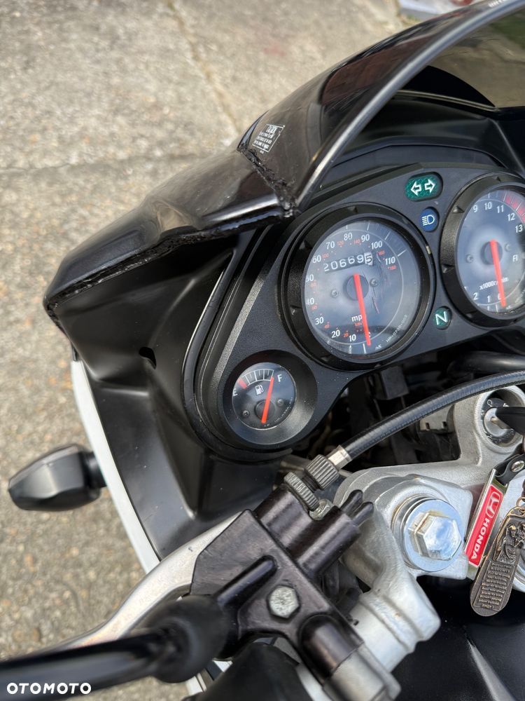 Honda CBR - 19