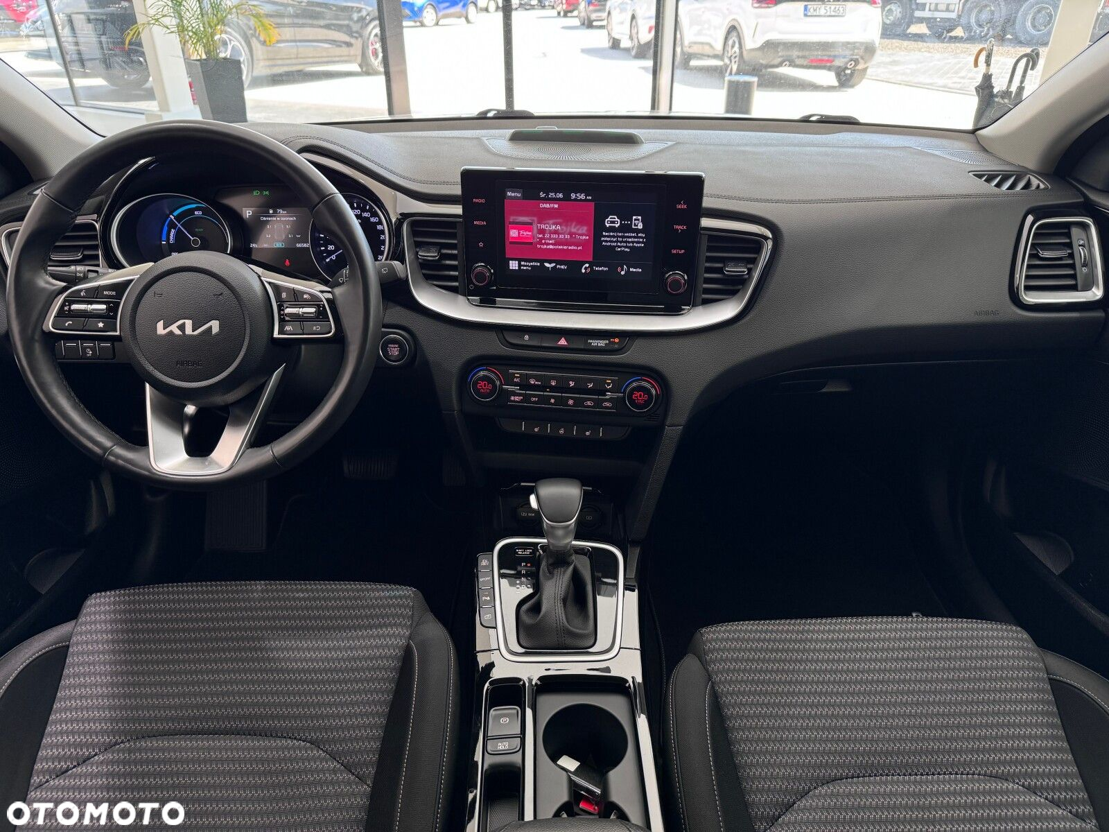 Kia Ceed - 13