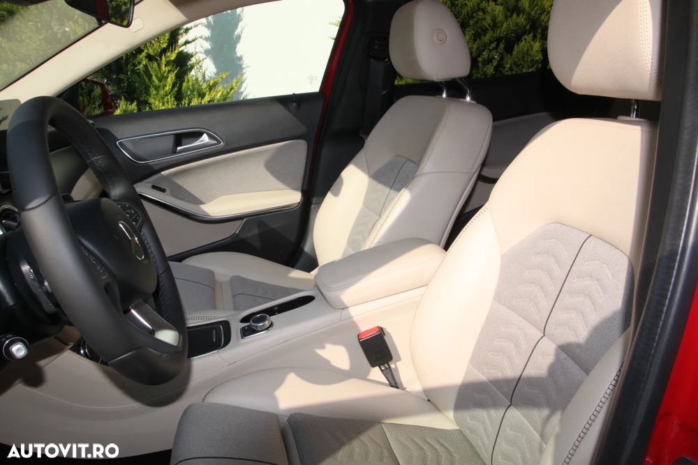 Mercedes-Benz GLA 200 d 4MATIC Aut. - 37