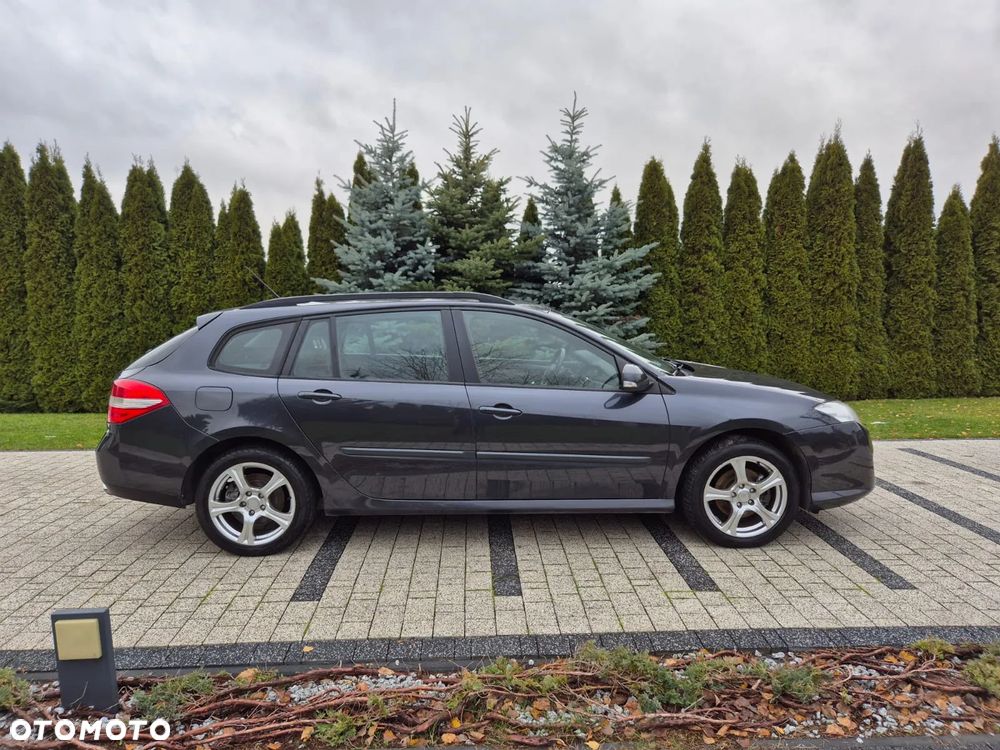 Renault Laguna 2.0 DCi FAP Expression - 12