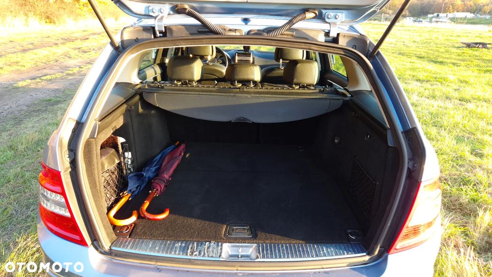 Mercedes-Benz Klasa C 250 CDI BlueEff Avantgarde - 18