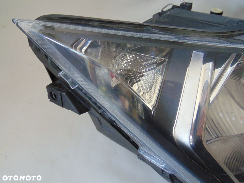 Oryginalna lampa przednia przód prawa 6F1941006A Seat Ibiza 5 V , 17-21r Europa - 5