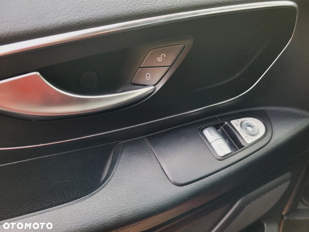 Mercedes-Benz Vito CDI Mixto 447.703 - 10