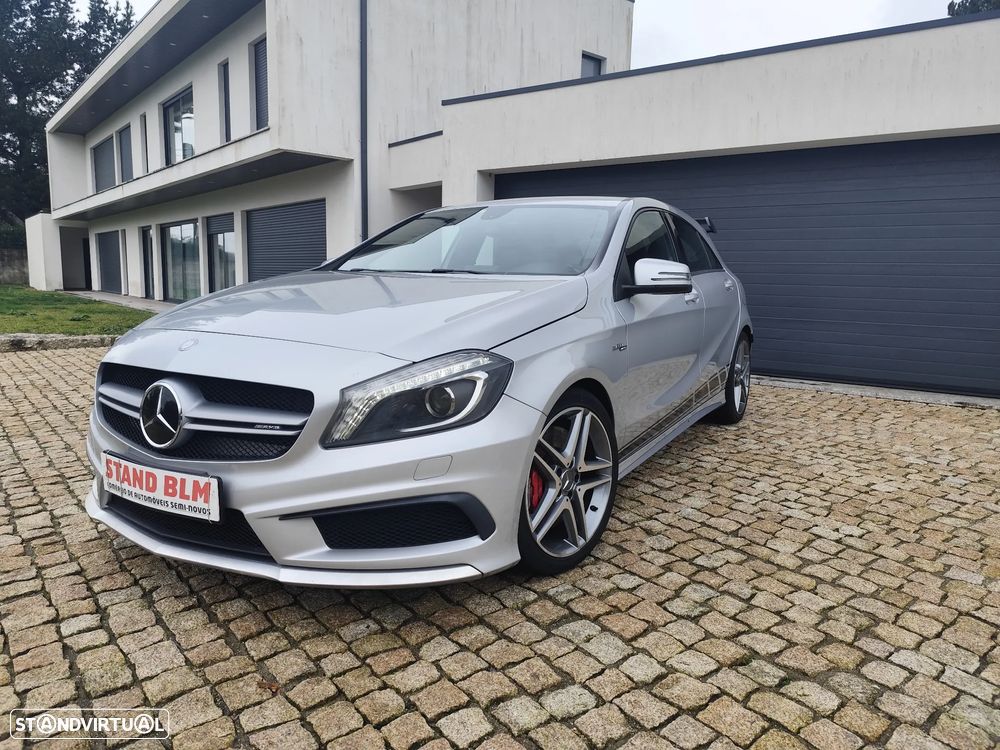 Mercedes-Benz A 45 AMG 4-Matic - 2