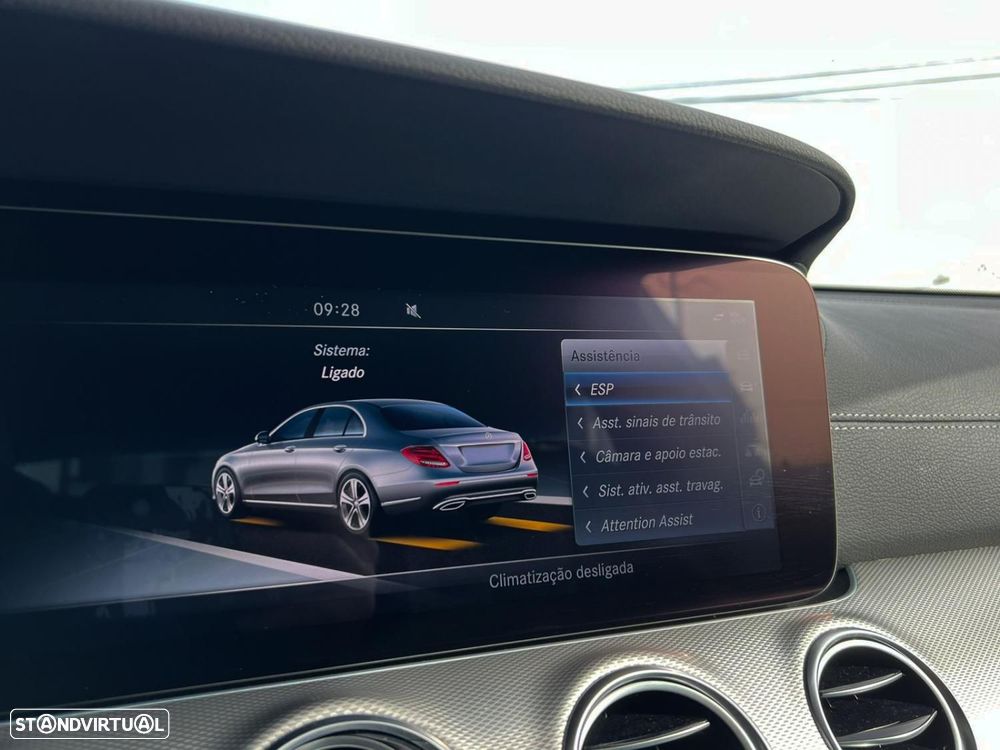 Mercedes-Benz E 220 d AMG - 12