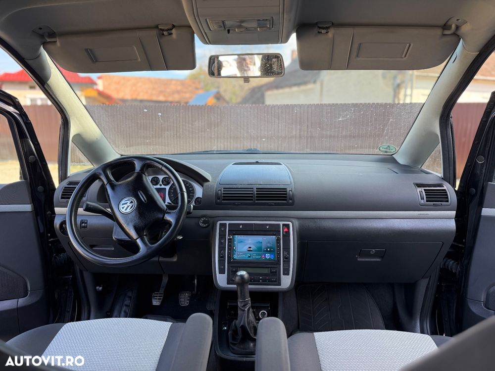 Volkswagen Sharan 1.9 TDI Freestyle - 5