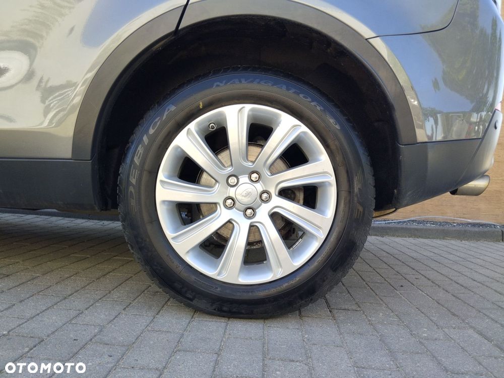 Land Rover Discovery Sport 2.0 Si4 HSE - 17