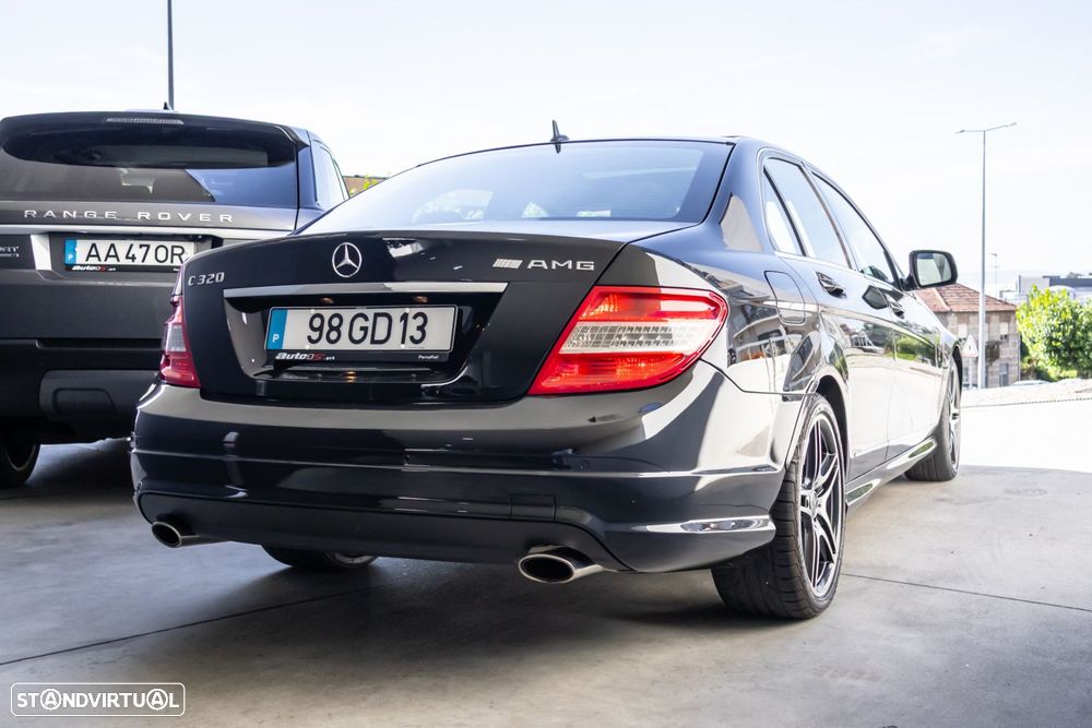 Mercedes-Benz C 320 - 6