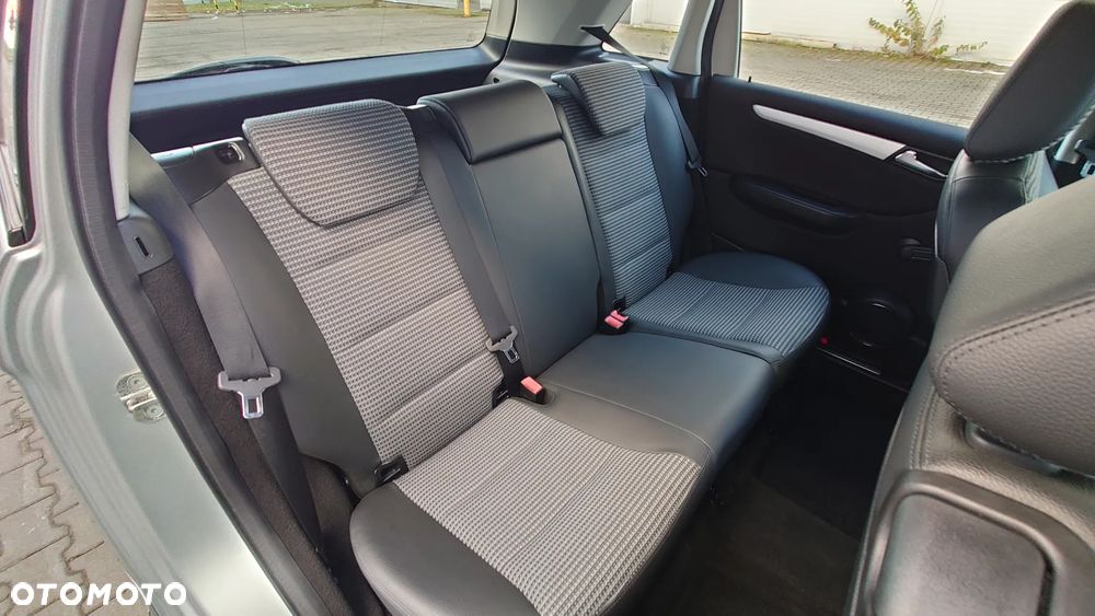 Mercedes-Benz Klasa B - 20