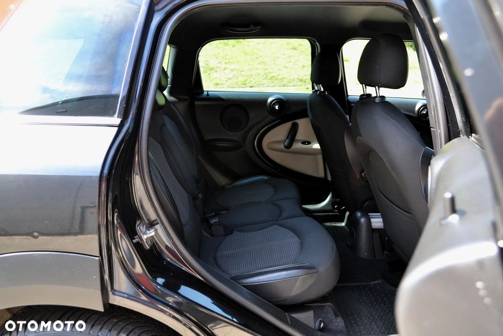 MINI Countryman Cooper D ALL4 - 12