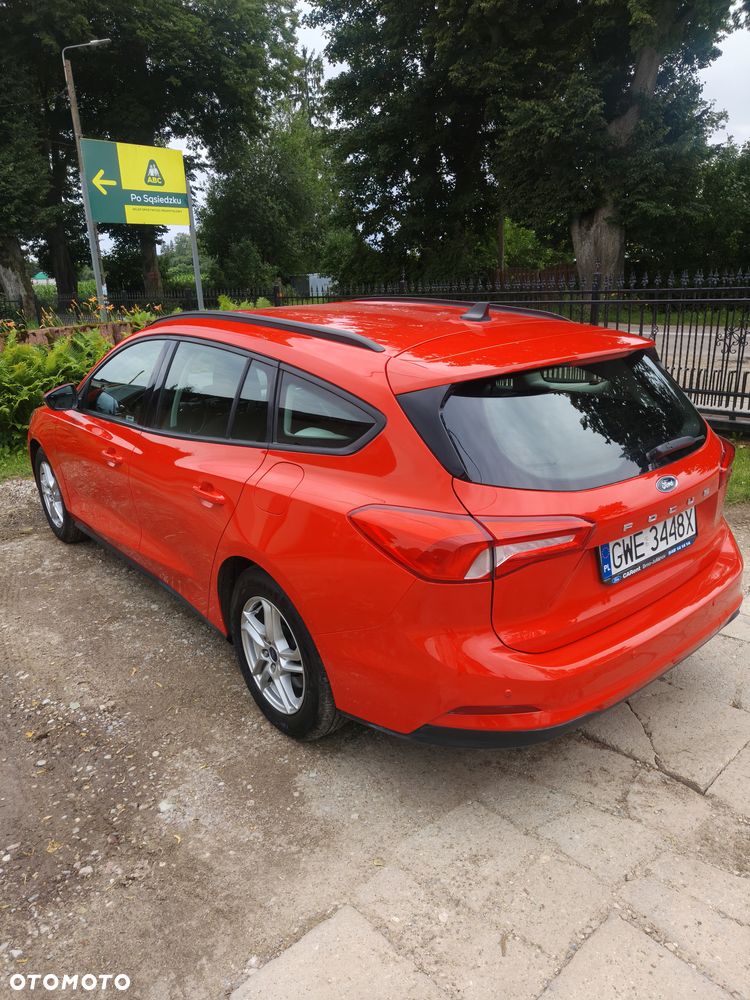 Ford Focus 1.0 EcoBoost Trend - 3