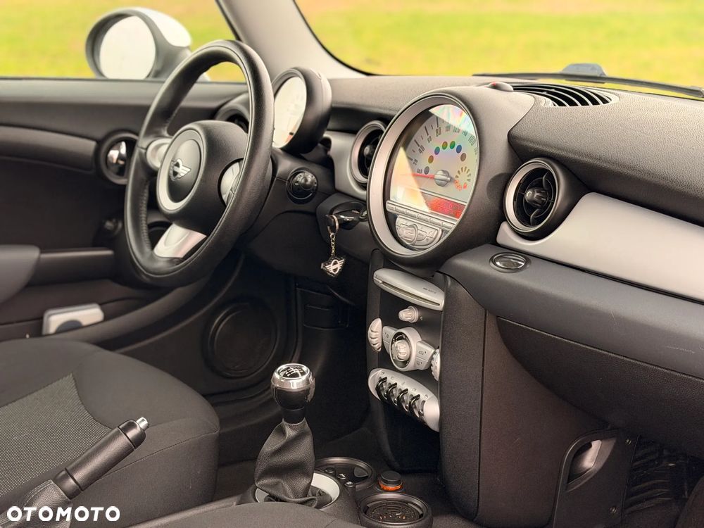 MINI ONE Standard - 23