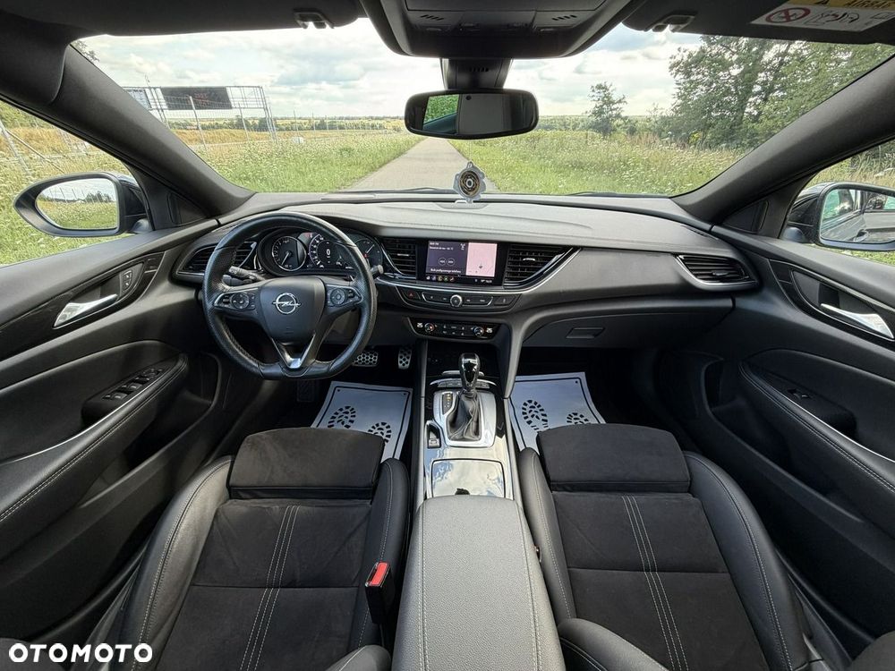 Opel Insignia - 16