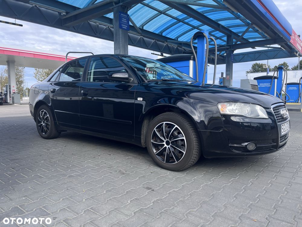 Audi A4 Limousine - 2