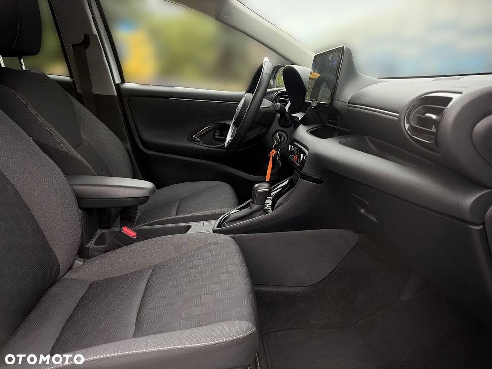 Toyota Yaris Hybrid 1.5 Style - 10