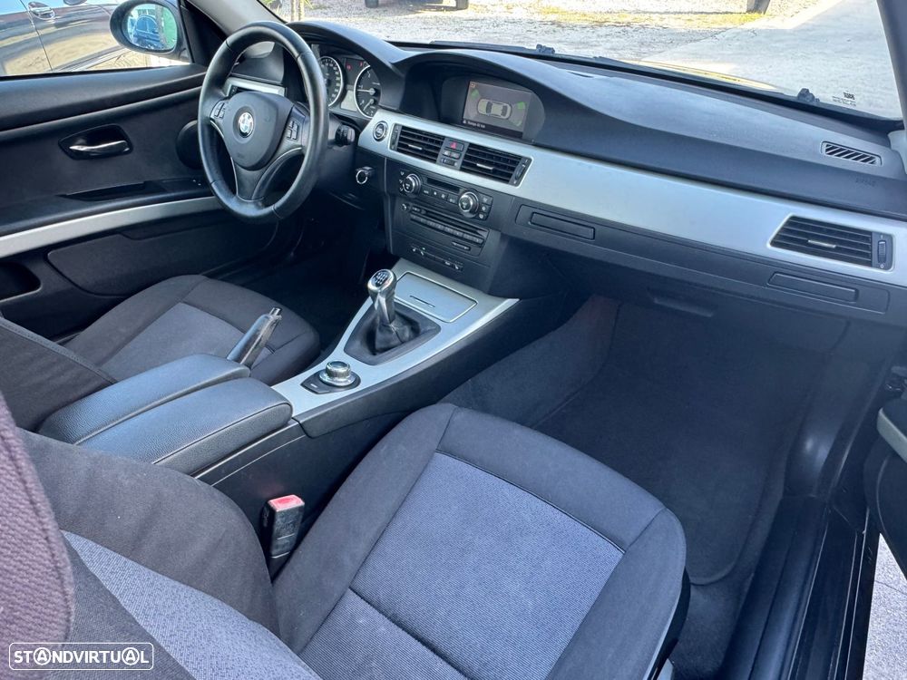 BMW 320 d Coupe - 9