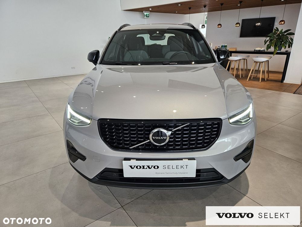 Volvo XC 40 - 3