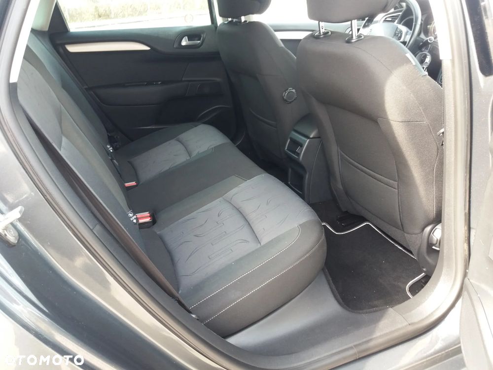 Citroën C4 HDi 150 Tendance - 12
