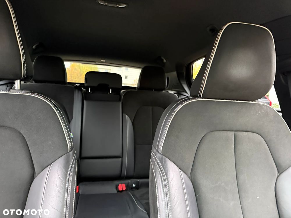 Volvo XC 40 - 24