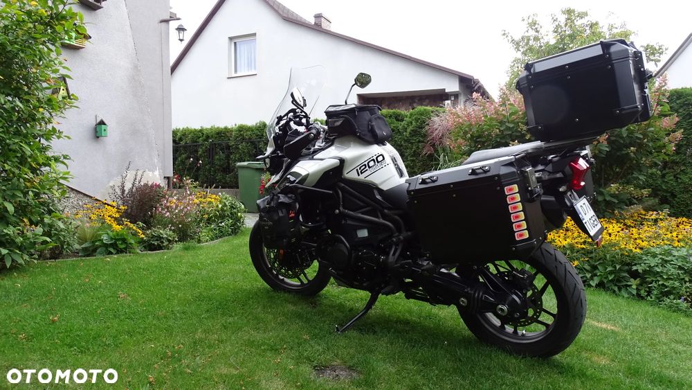 Triumph Tiger - 14