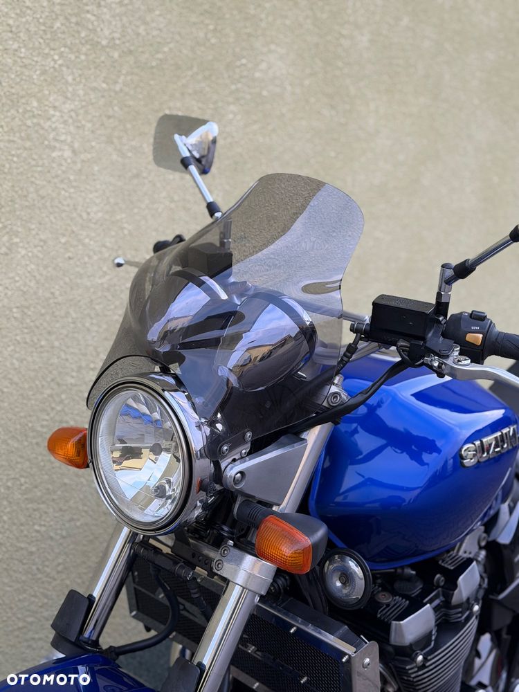 Suzuki GSX - 29
